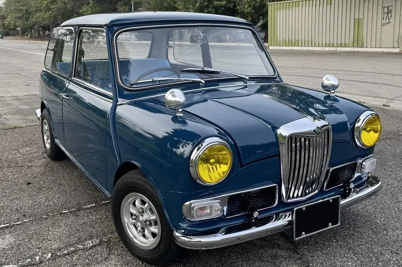 1968 Riley Elf Mk III
