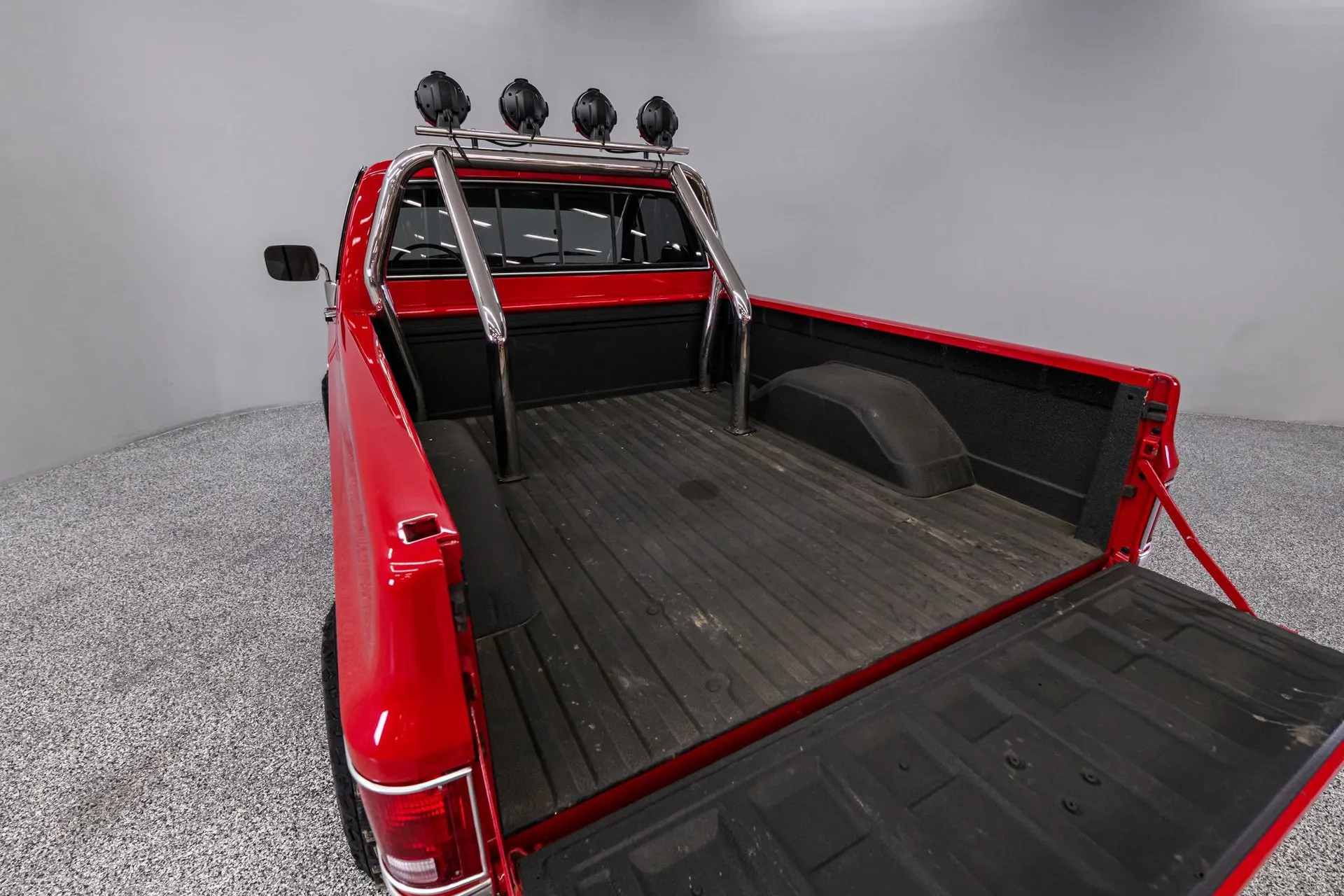 Chevrolet Custom Deluxe V10
