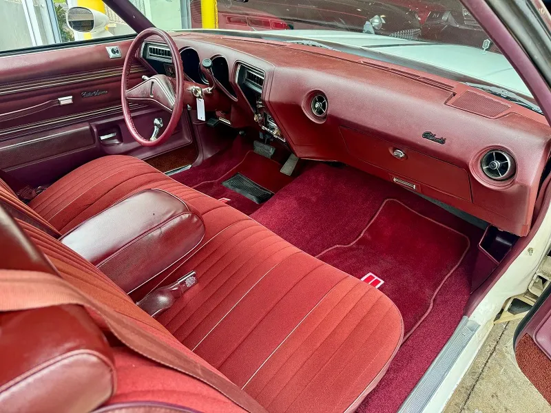 Oldsmobile Cutlass Supreme
