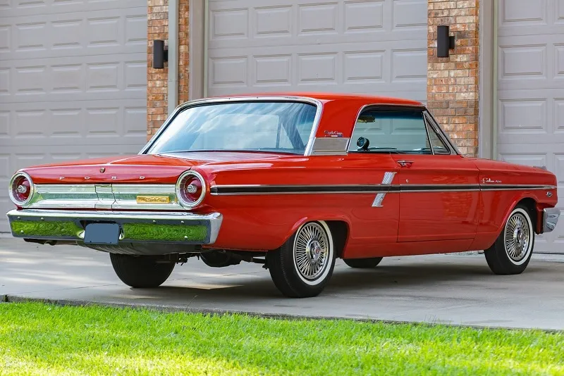 Ford Fairlane