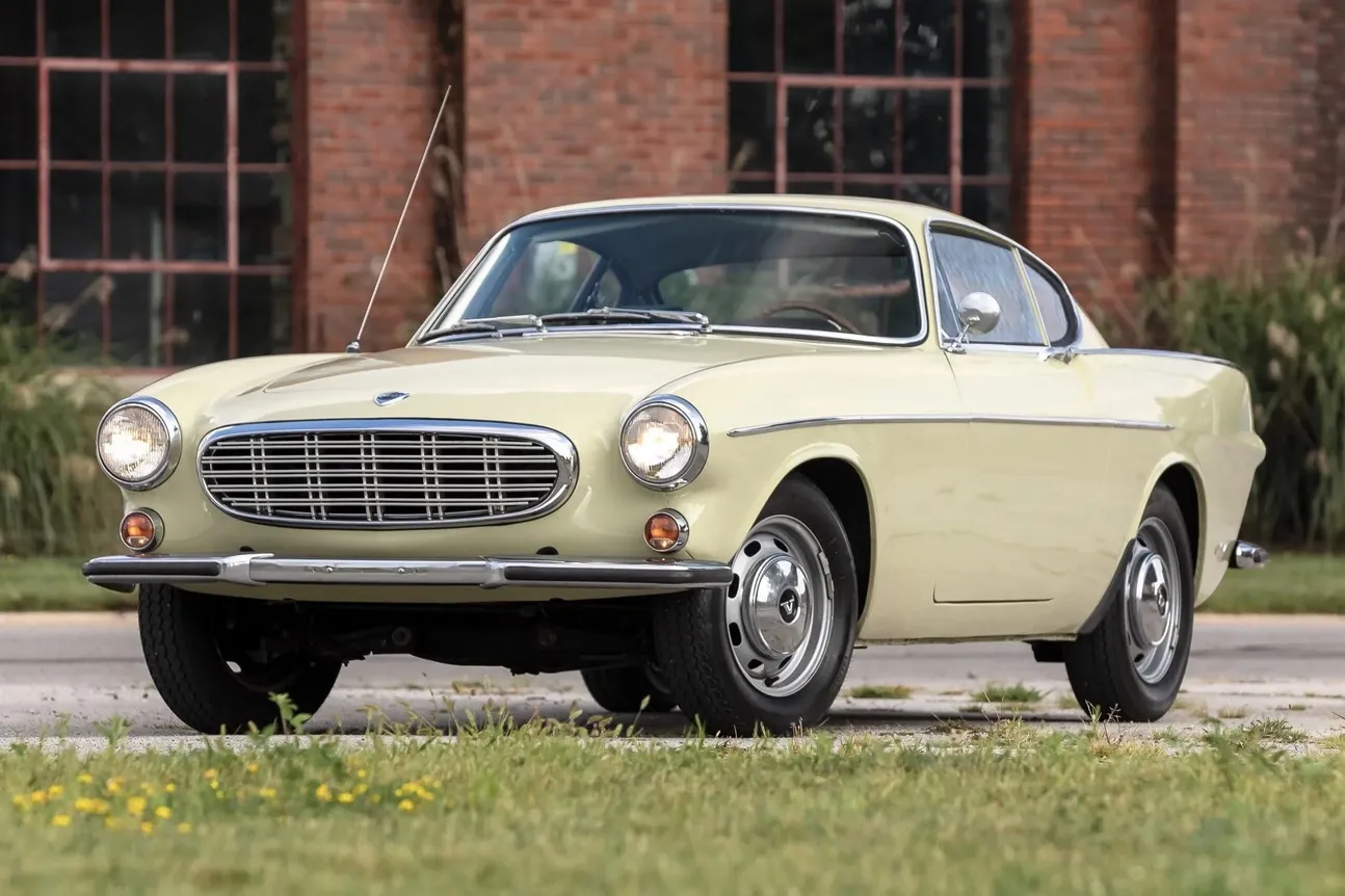 Volvo 1800S