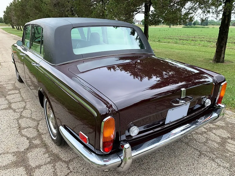 Rolls-Royce Silver Shadow