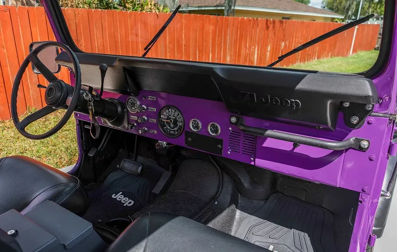 Jeep CJ-7