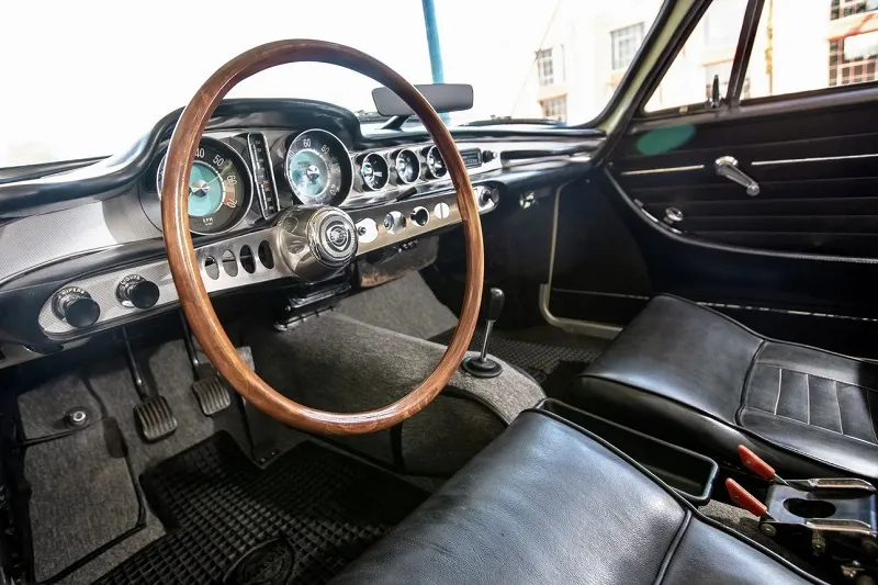 Volvo 1800S