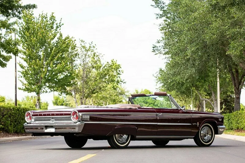 Ford Galaxie