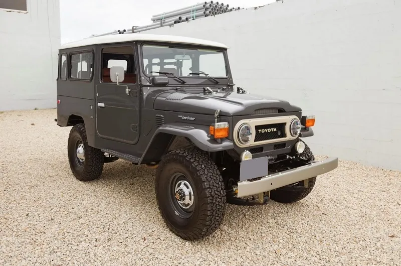 Toyota Land Cruiser FJ43