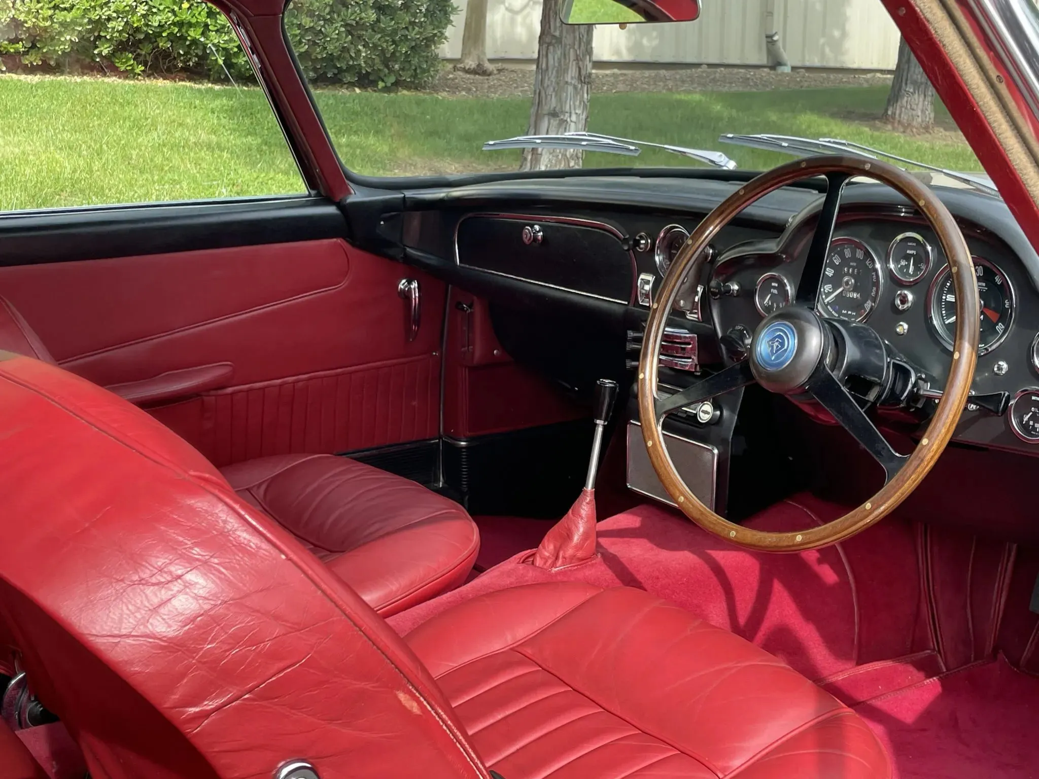 Aston Martin DB5
