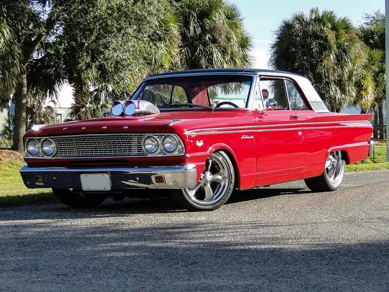 Ford Fairlane 500