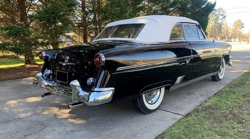 Ford Crestliner