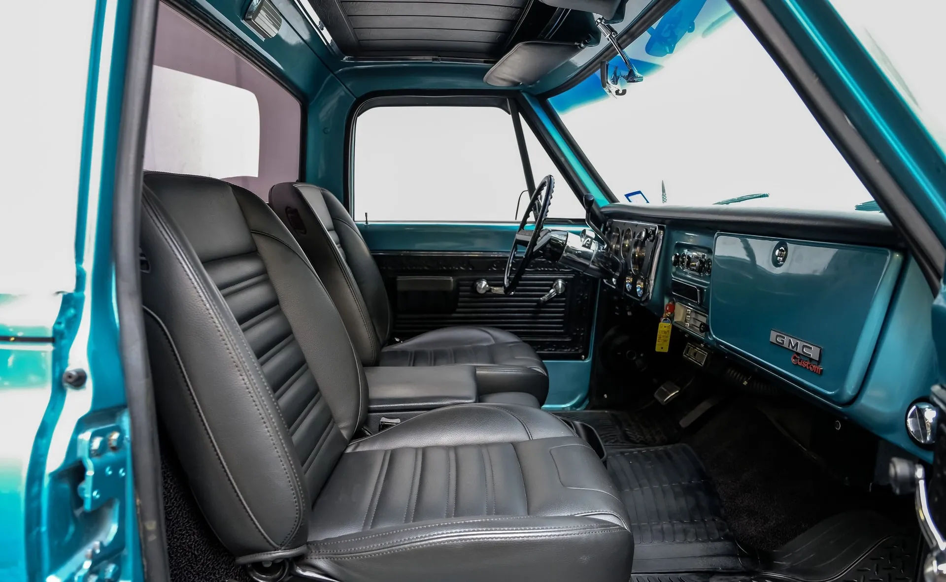 GMC C10
