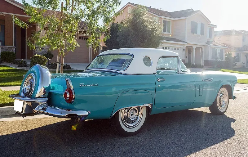 Ford Thunderbird