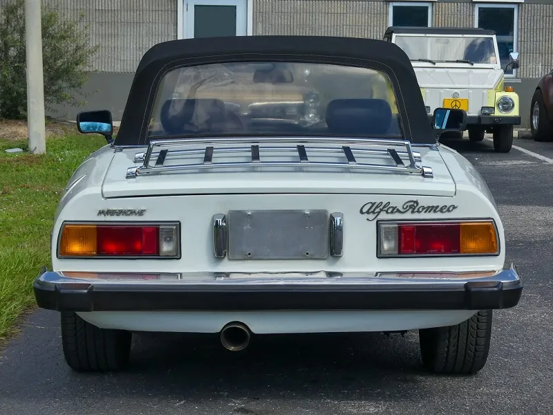 Alfa Romeo Spider