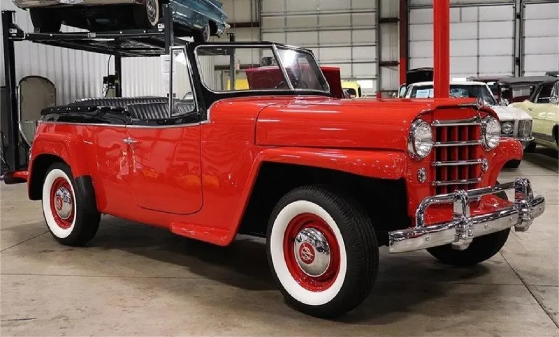 Willys Jeepster