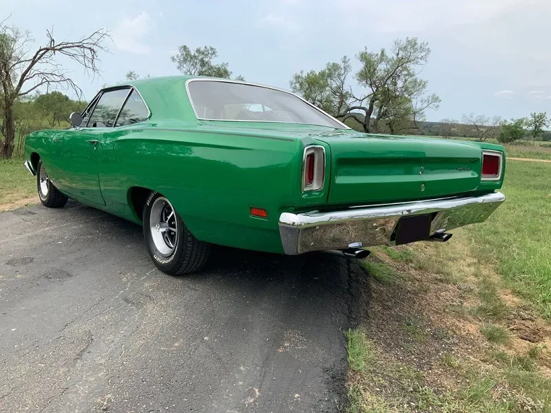 Plymouth Road Runner