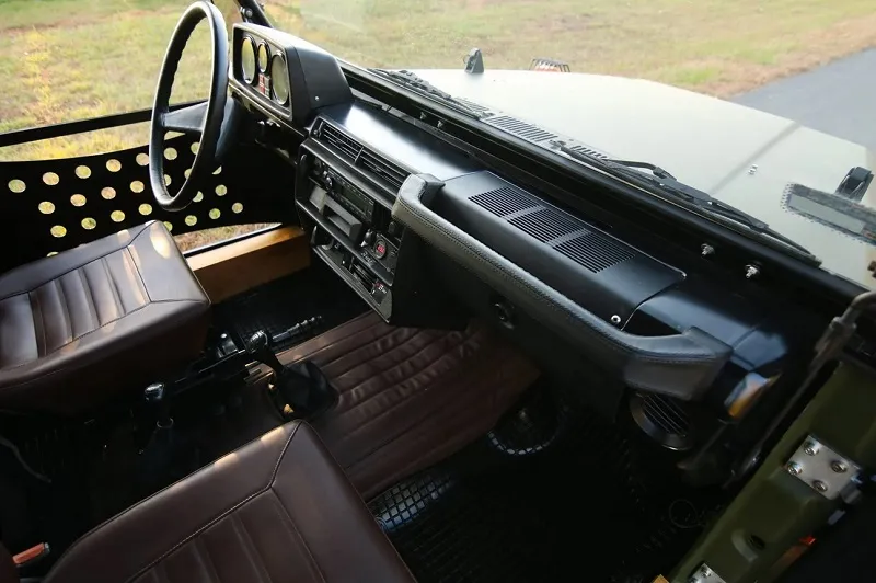 Mercedes-Benz 240GD