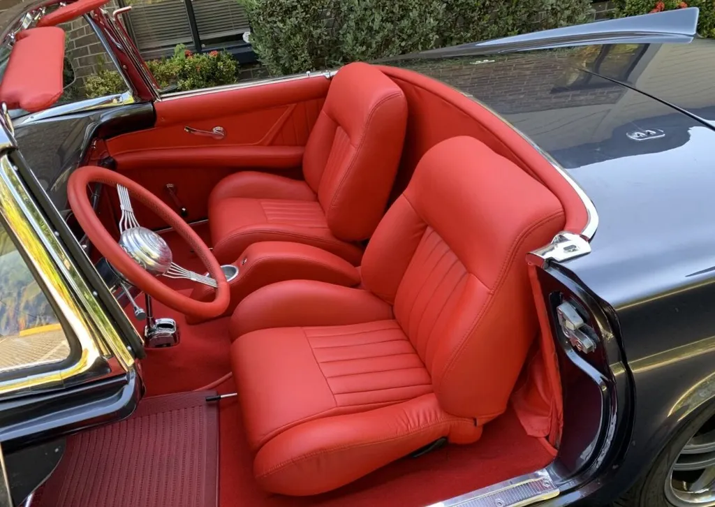 Ford Thunderbird