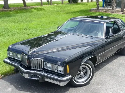 1977 Pontiac Grand Prix