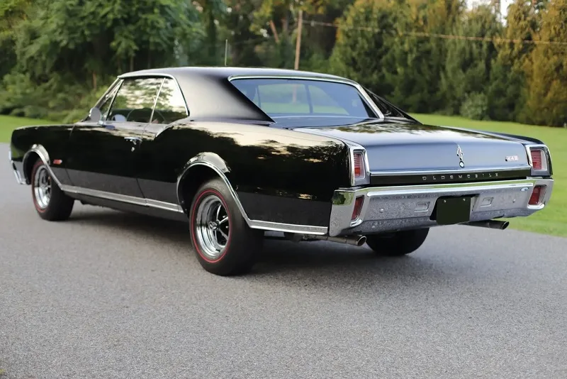 Oldsmobile 442