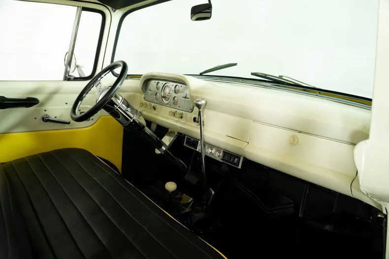 Ford F-100