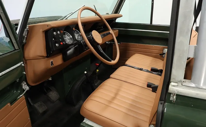 Land Rover Series IIA