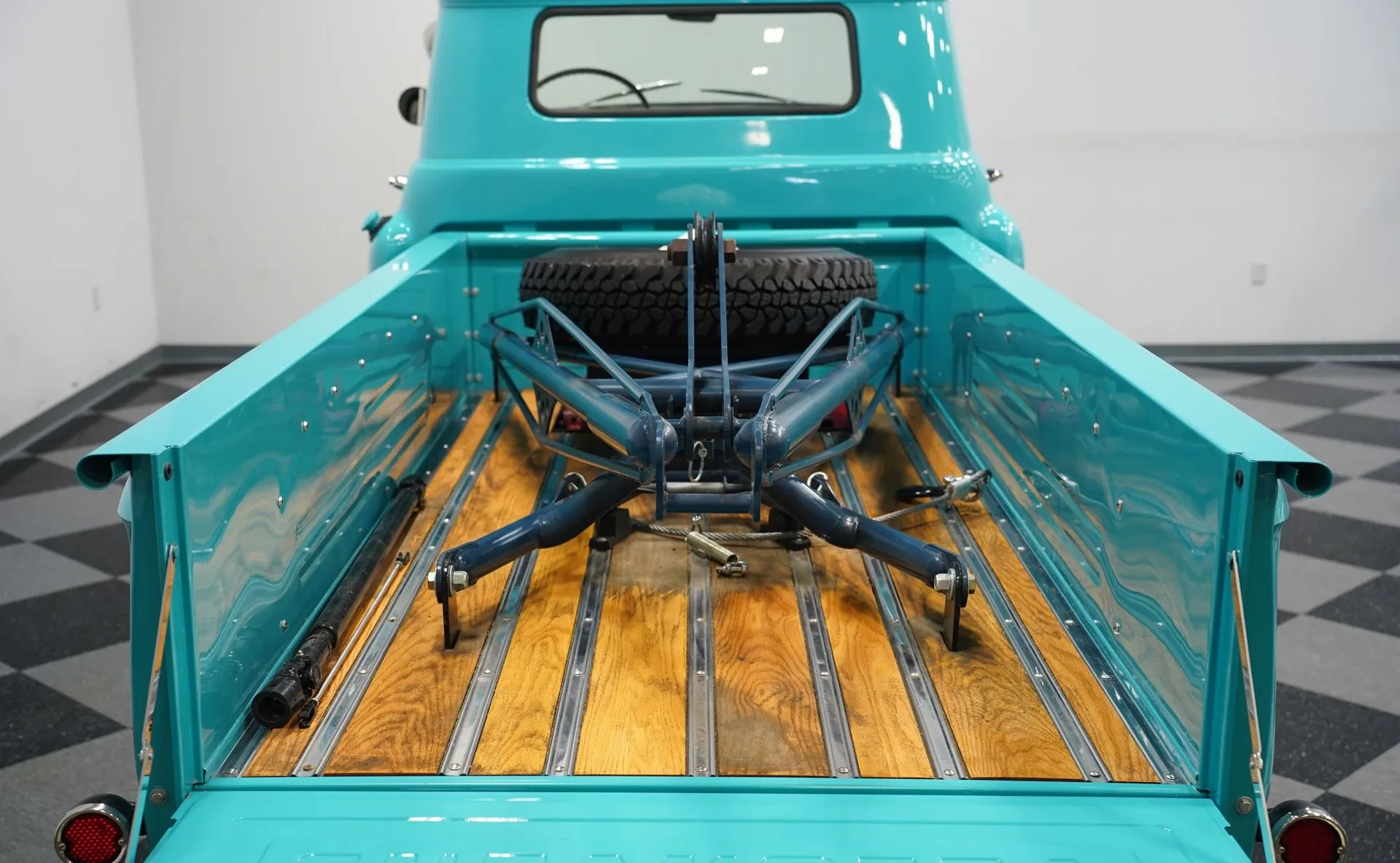 Chevrolet Apache