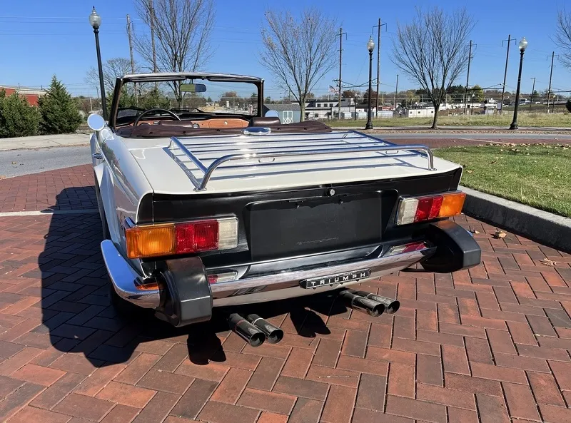 Triumph TR6