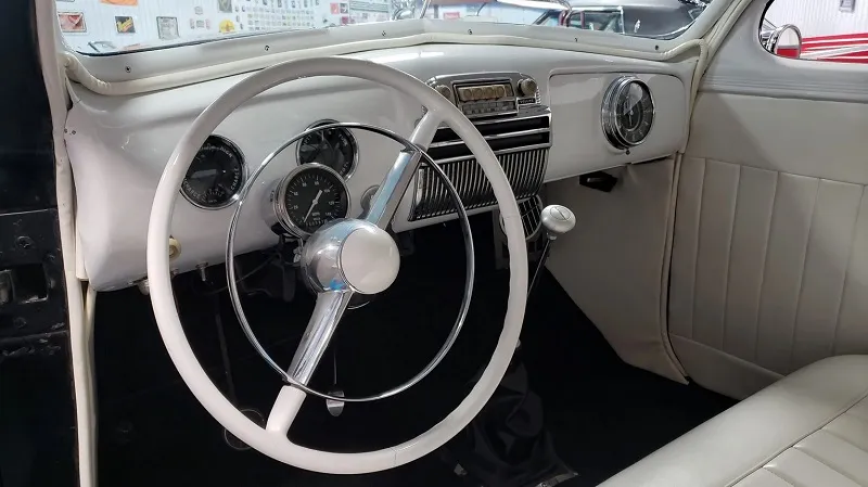 Plymouth Special Deluxe