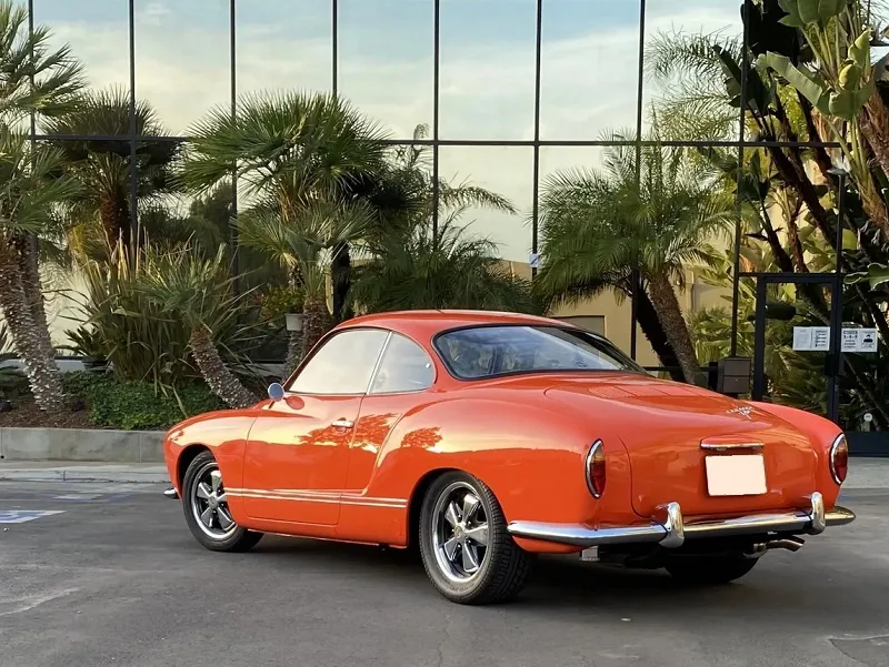 Volkswagen Karmann Ghia