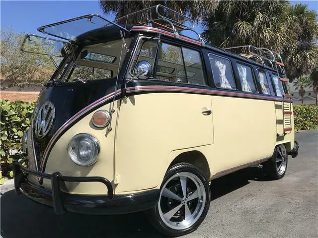 1975 Volkswagen Bus/Vanagon Split Window