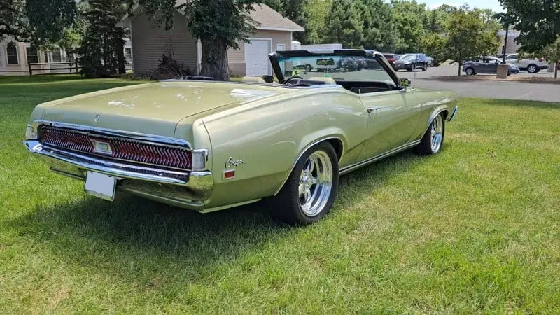 Mercury Cougar