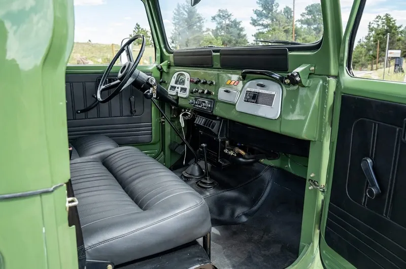 Toyota Land Cruiser FJ45