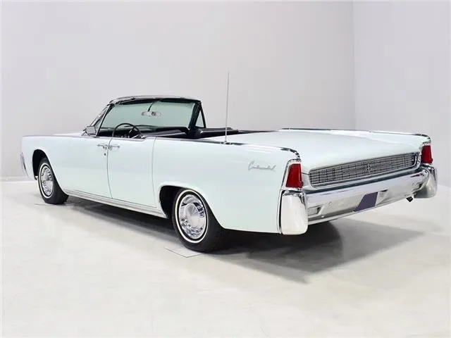 Lincoln Continental