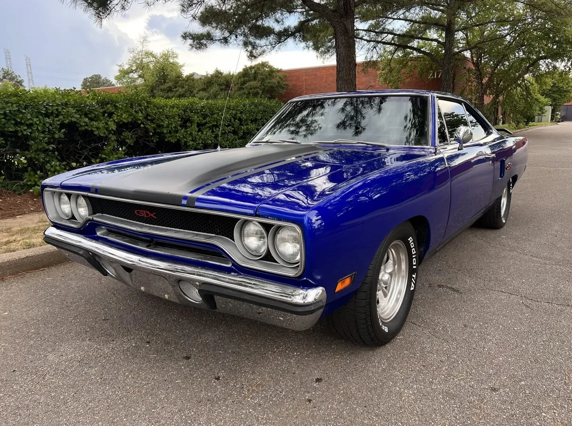 Plymouth Satellite