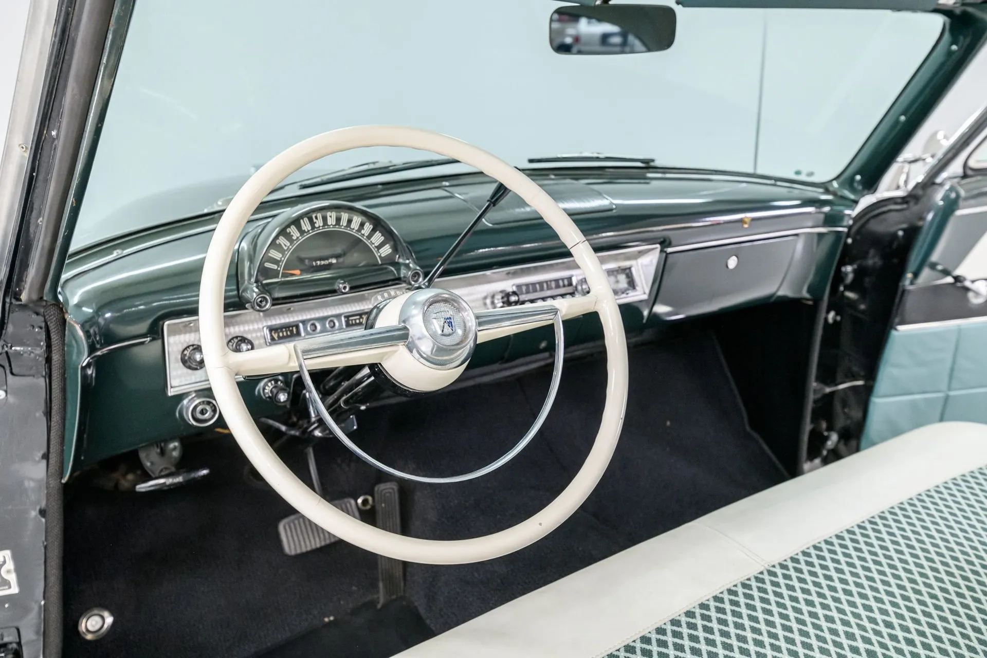 Ford Crestline