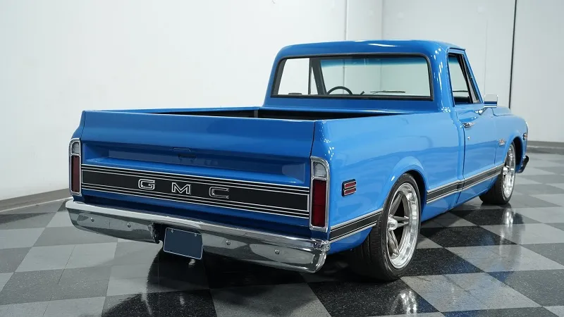 GMC C10