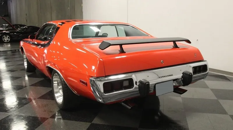 Plymouth Road Runner