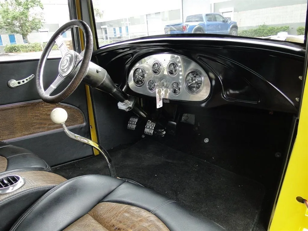 Oldsmobile 3-Window