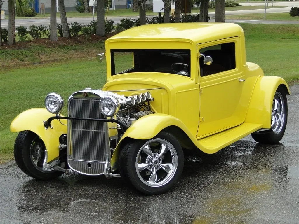 1930 Oldsmobile 3-Window Coupe