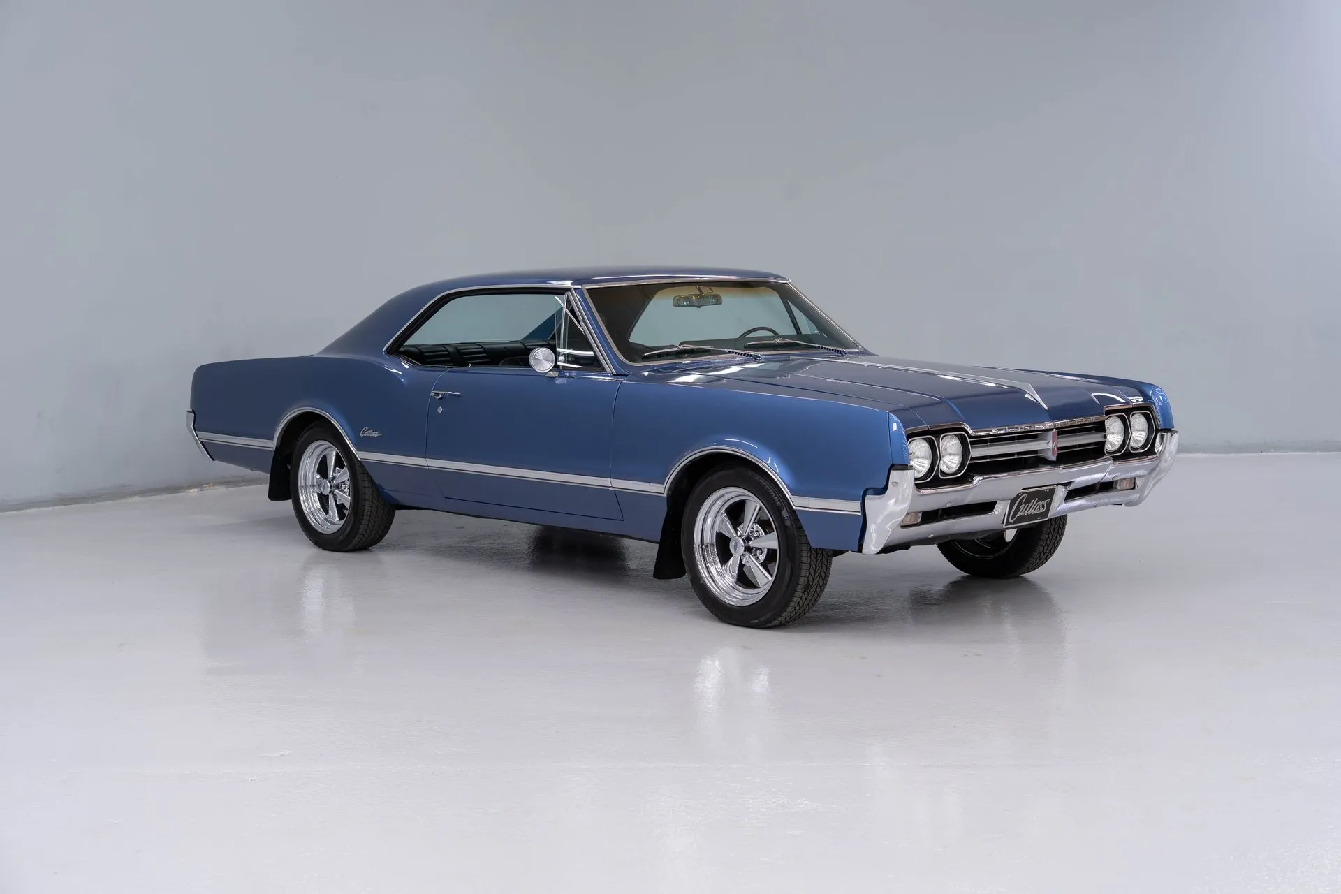 1966 Oldsmobile Cutlass Holiday Coupe