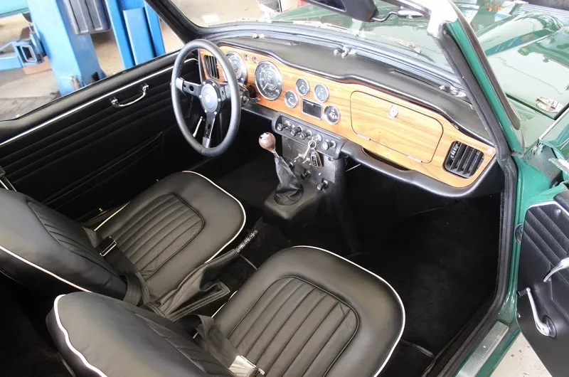 Triumph TR4A