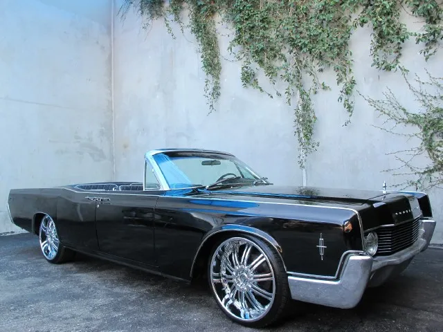Lincoln Continental
