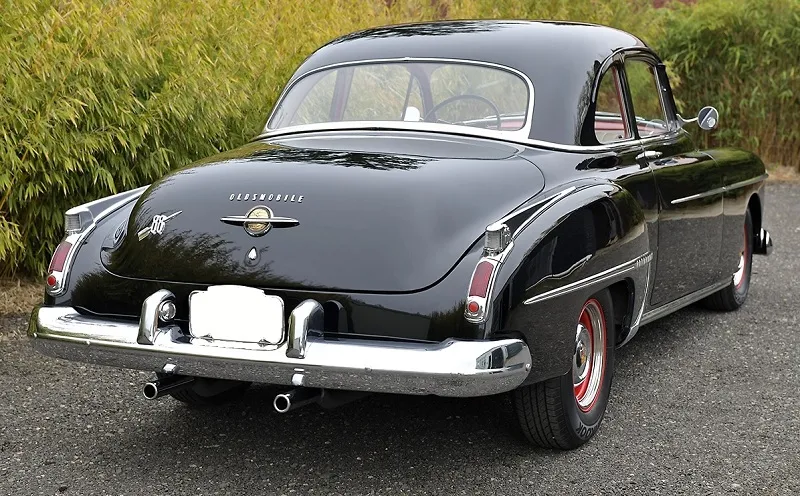 Oldsmobile Rocket 88