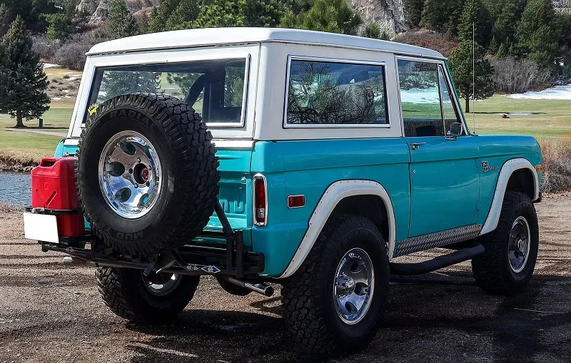 Ford Bronco