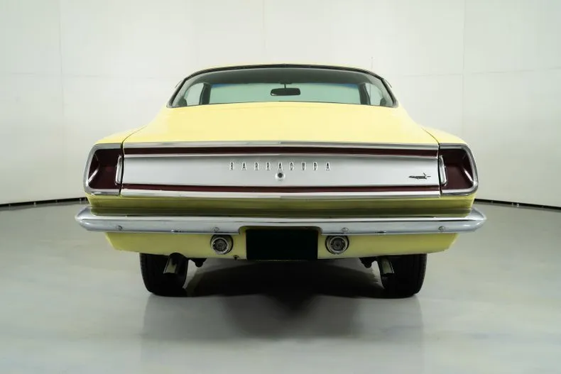 Plymouth Barracuda