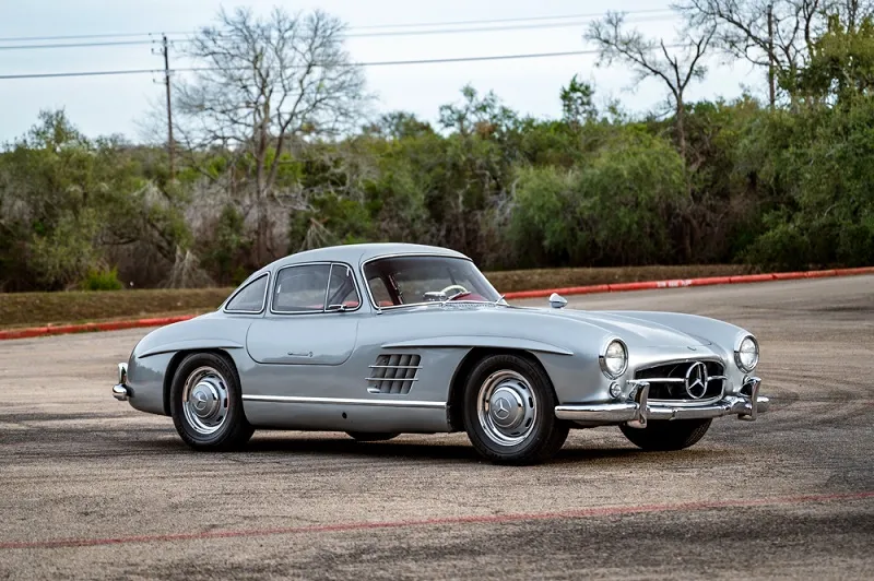 Mercedes-Benz SL-Class