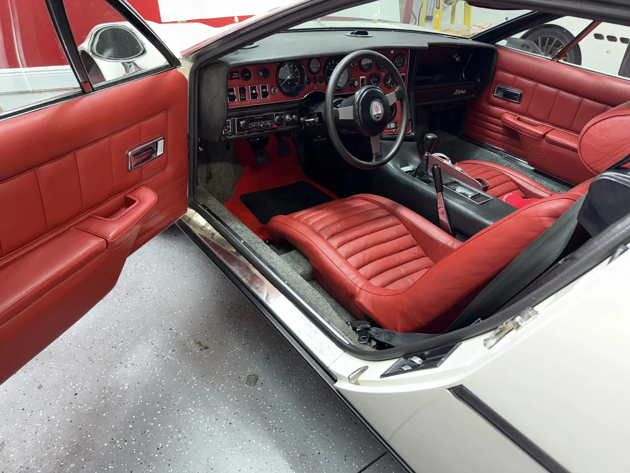 Maserati Bora