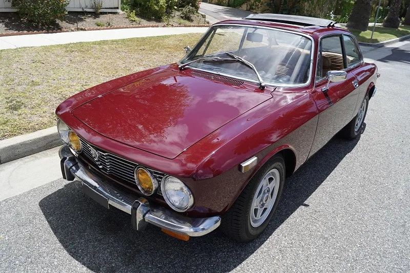 1972 Alfa Romeo GTV Series 115 Coupe
