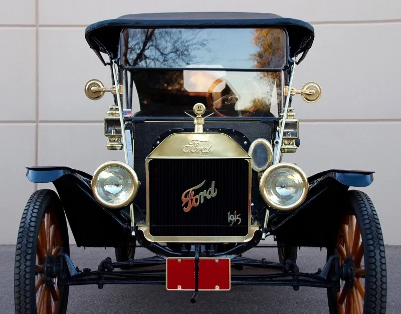 1915 Ford Model T Brass Era Touring Oldtimer