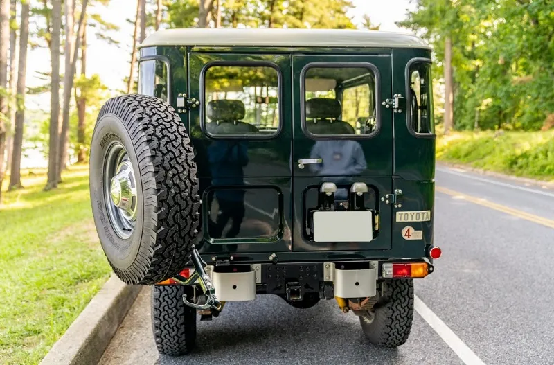 Toyota Land Cruiser FJ40