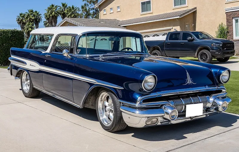 1957 Pontiac Star Chief Safari Wagon Restomod